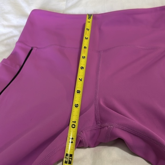 ZYIA |Active |Bright Lilac|Piping |Pocket Light n Tight|Crop |Legging |Size 8-10 - Picture 15 of 16
